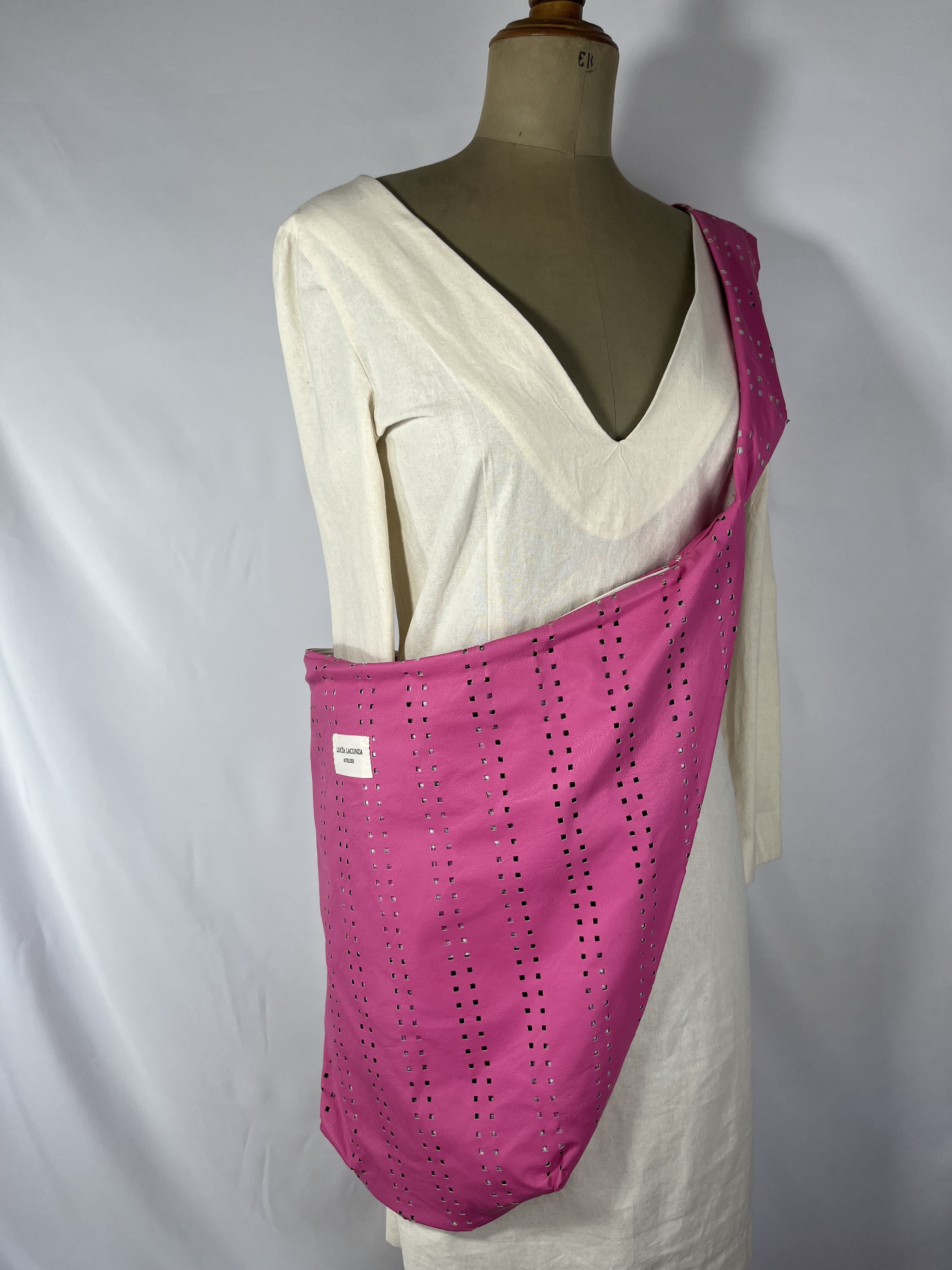 Pop — bolso rosa artesanal de Lucía Lacunza