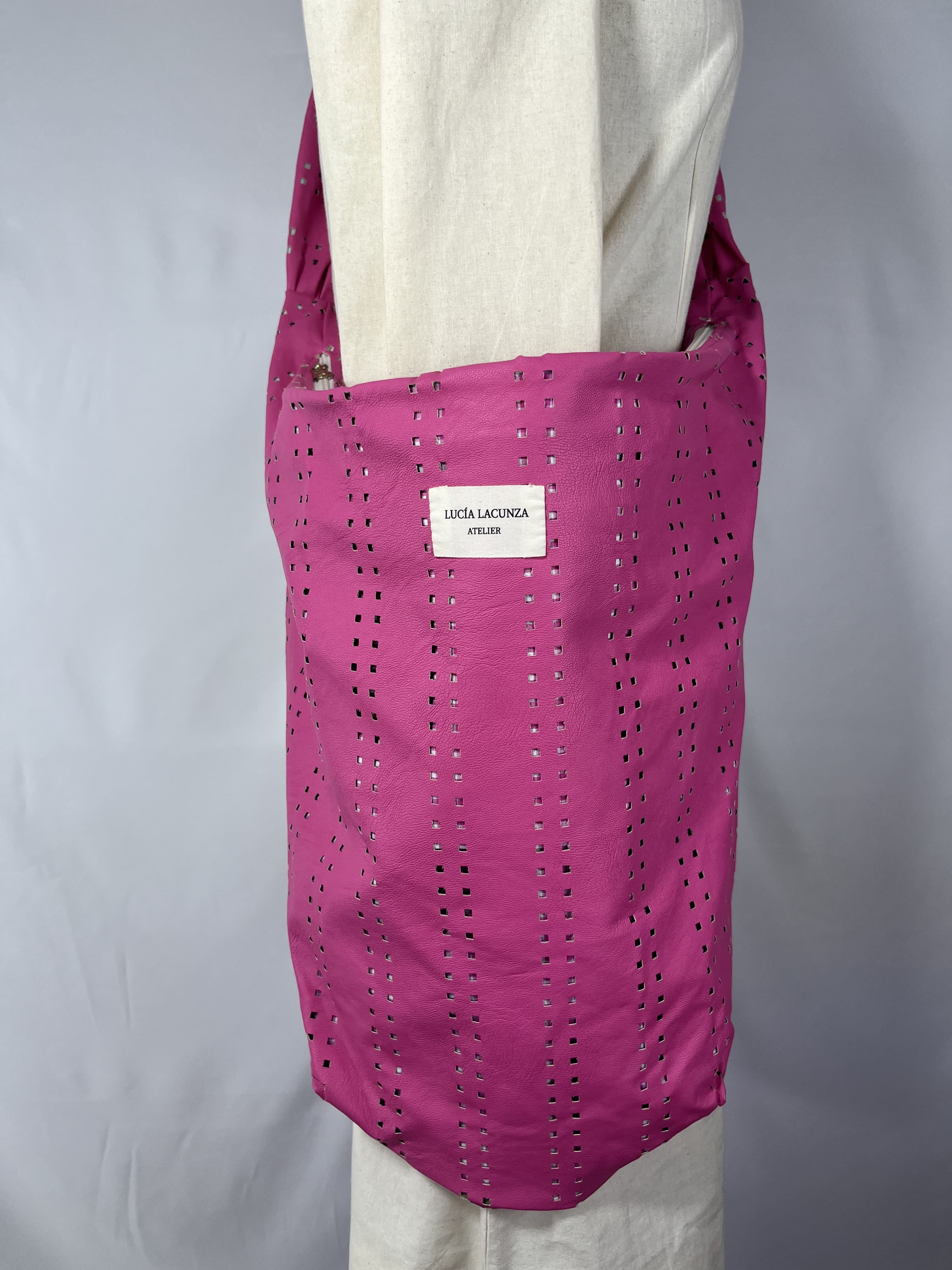 Pop — bolso rosa artesanal de Lucía Lacunza · vista 3
