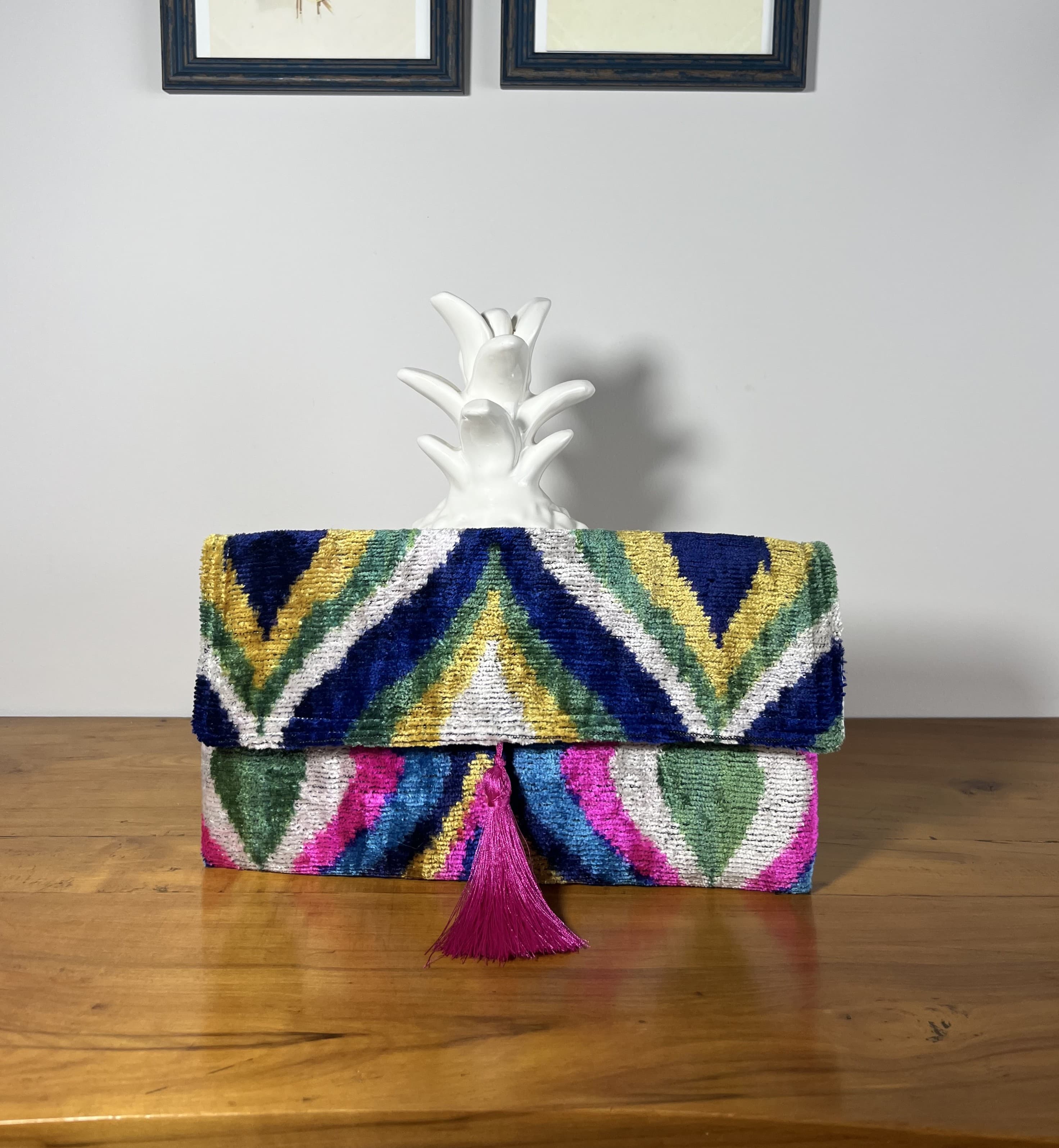 Ipanema — cartera azul y verde y amarillo y blanco y rosa artesanal de Lucía Lacunza · vista 2