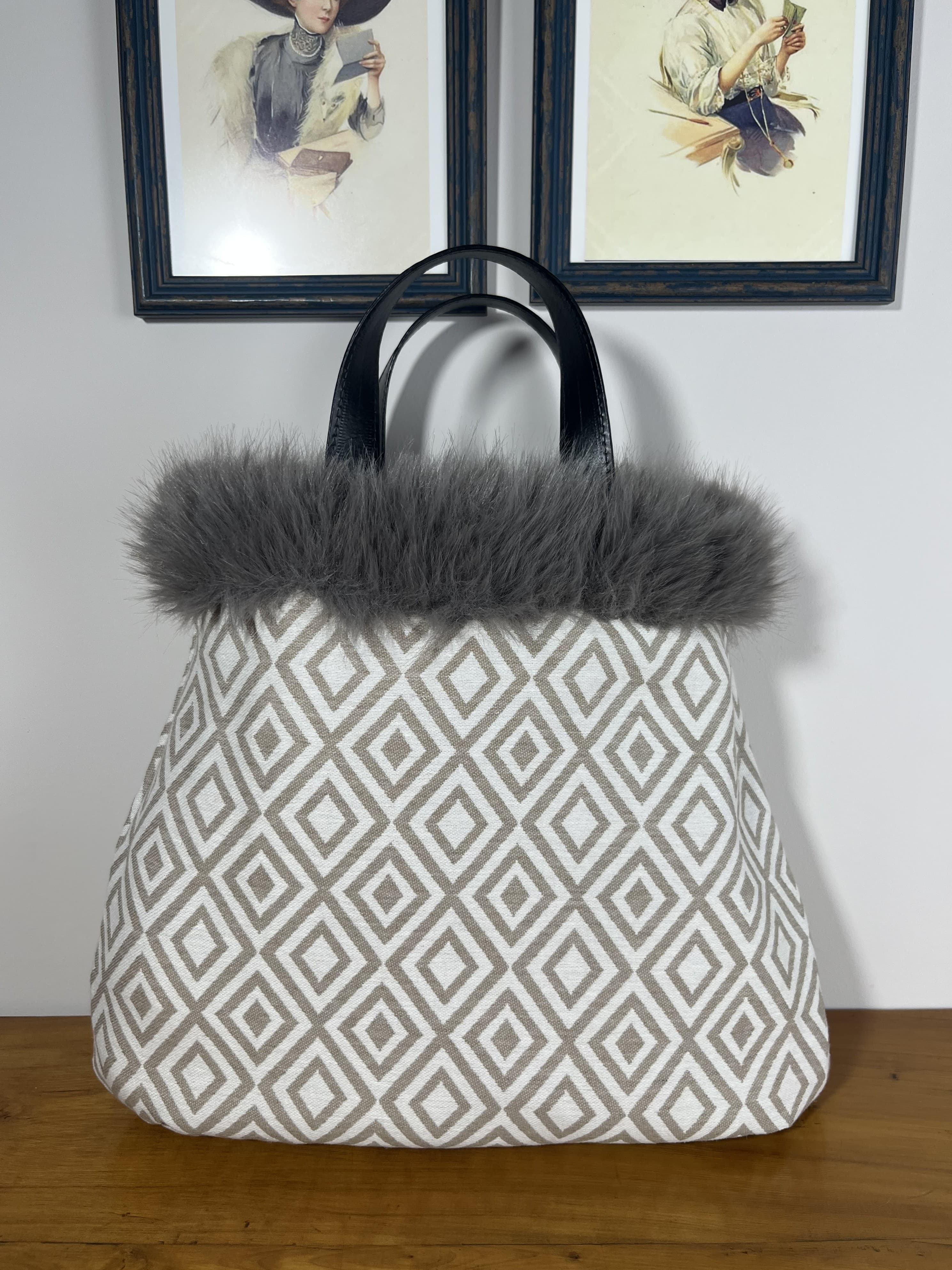 Selene — bolso beige y gris y negro y blanco artesanal de Lucía Lacunza · vista 3