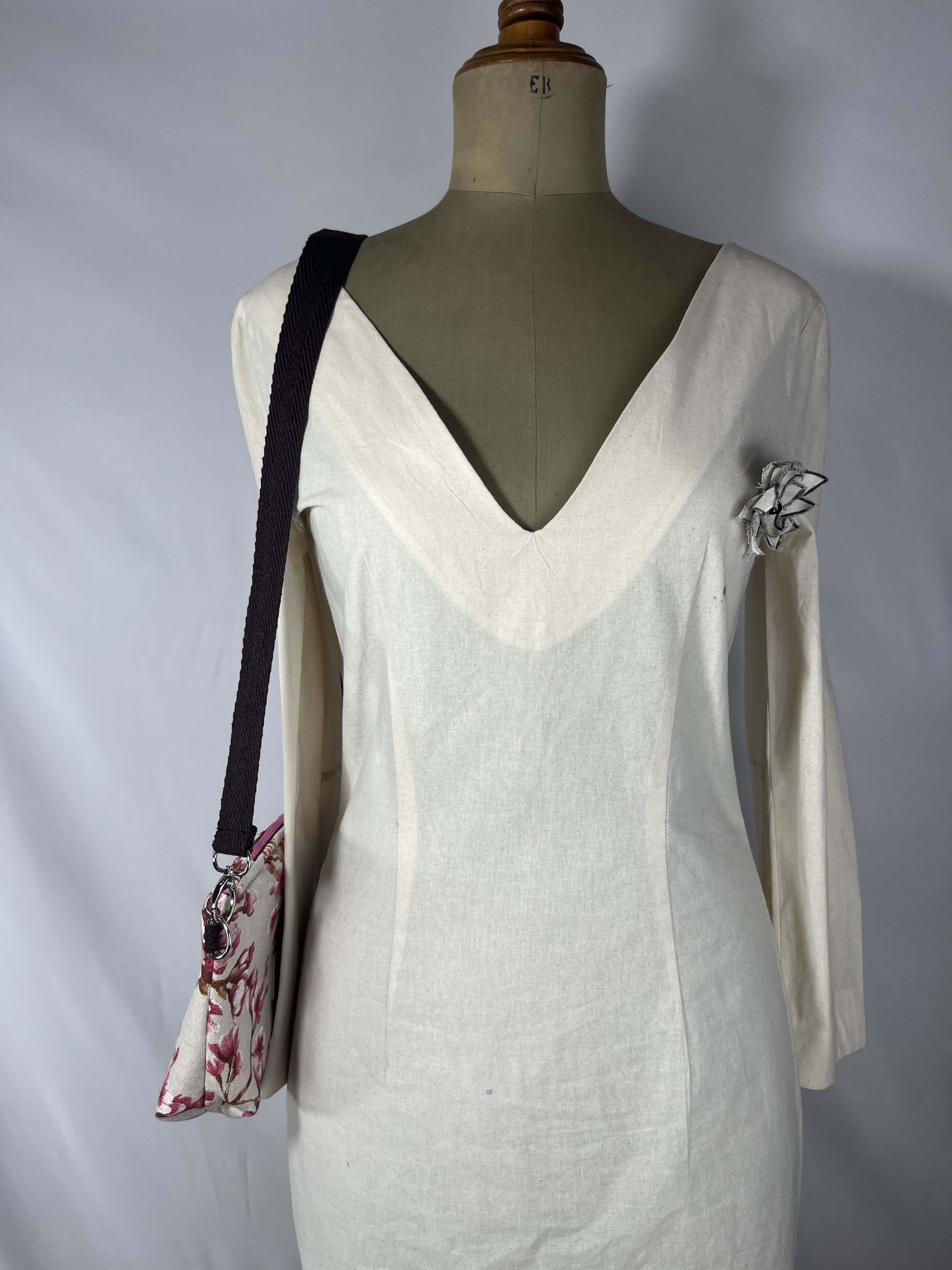 Sakura — bolso marron y rosa y blanco artesanal de Lucía Lacunza · vista 2