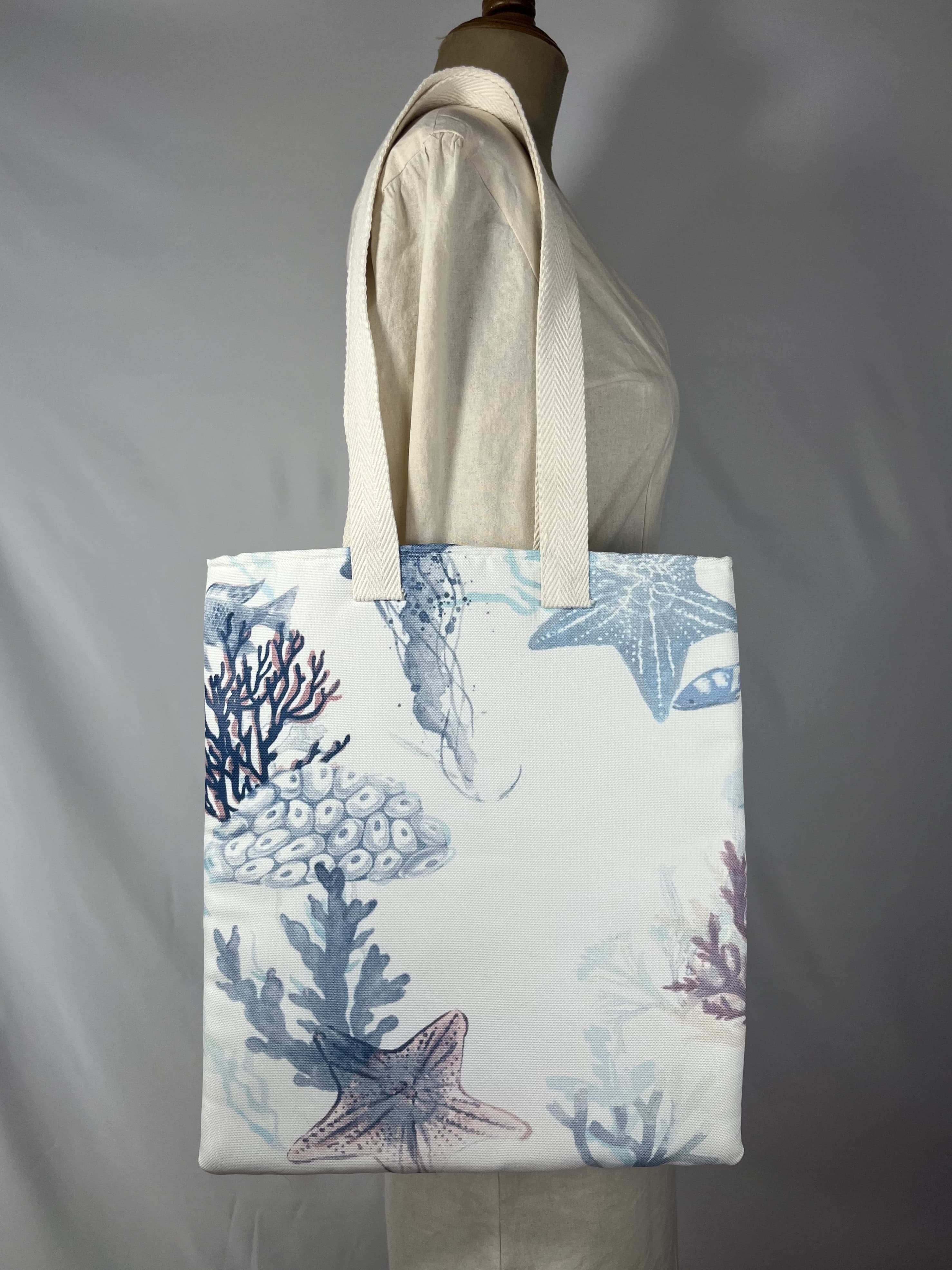 Acuarela — bolso azul y blanco artesanal de Lucía Lacunza · vista 3