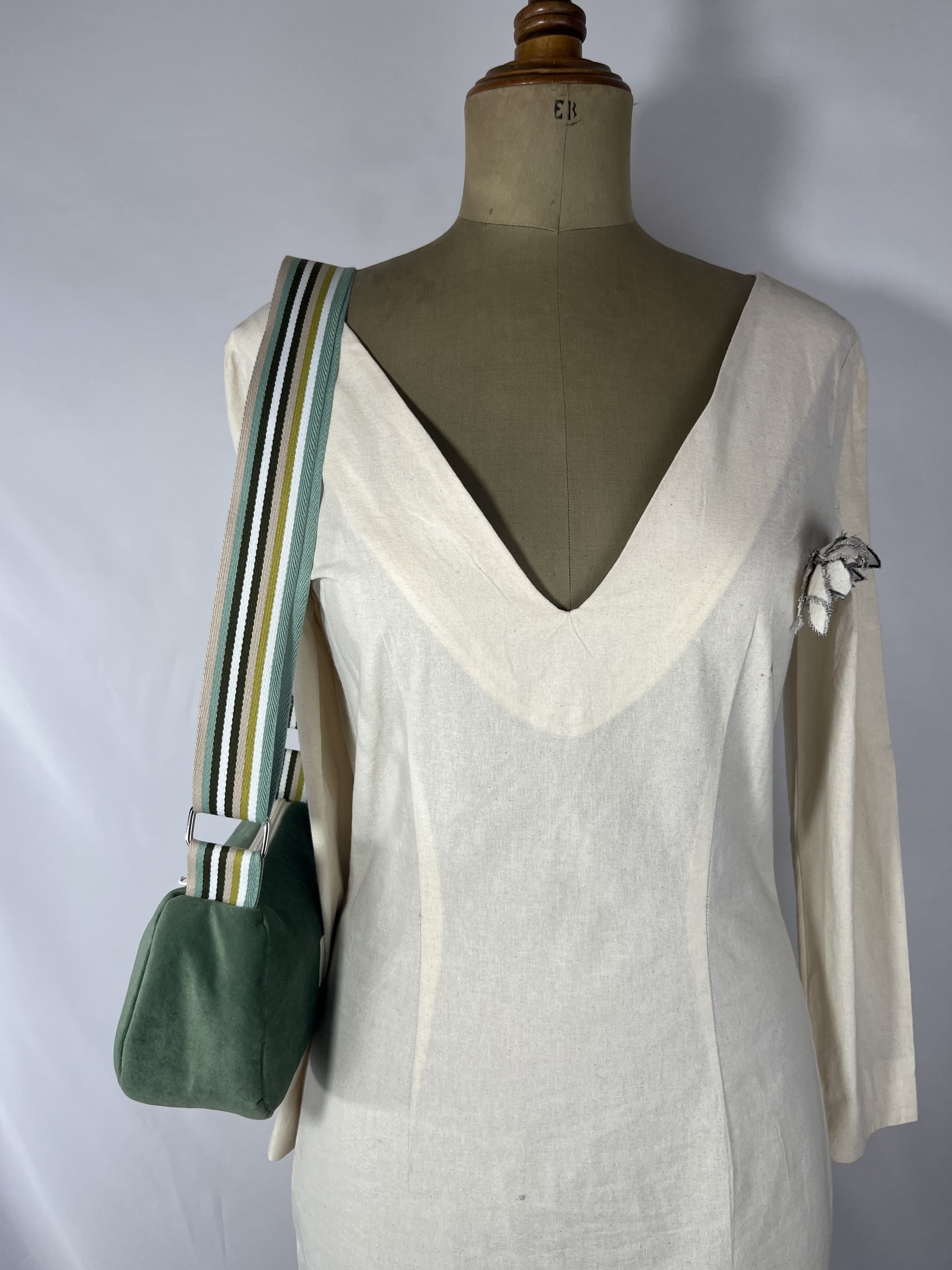 Simonne — bolso verde y beige artesanal de Lucía Lacunza · vista 5