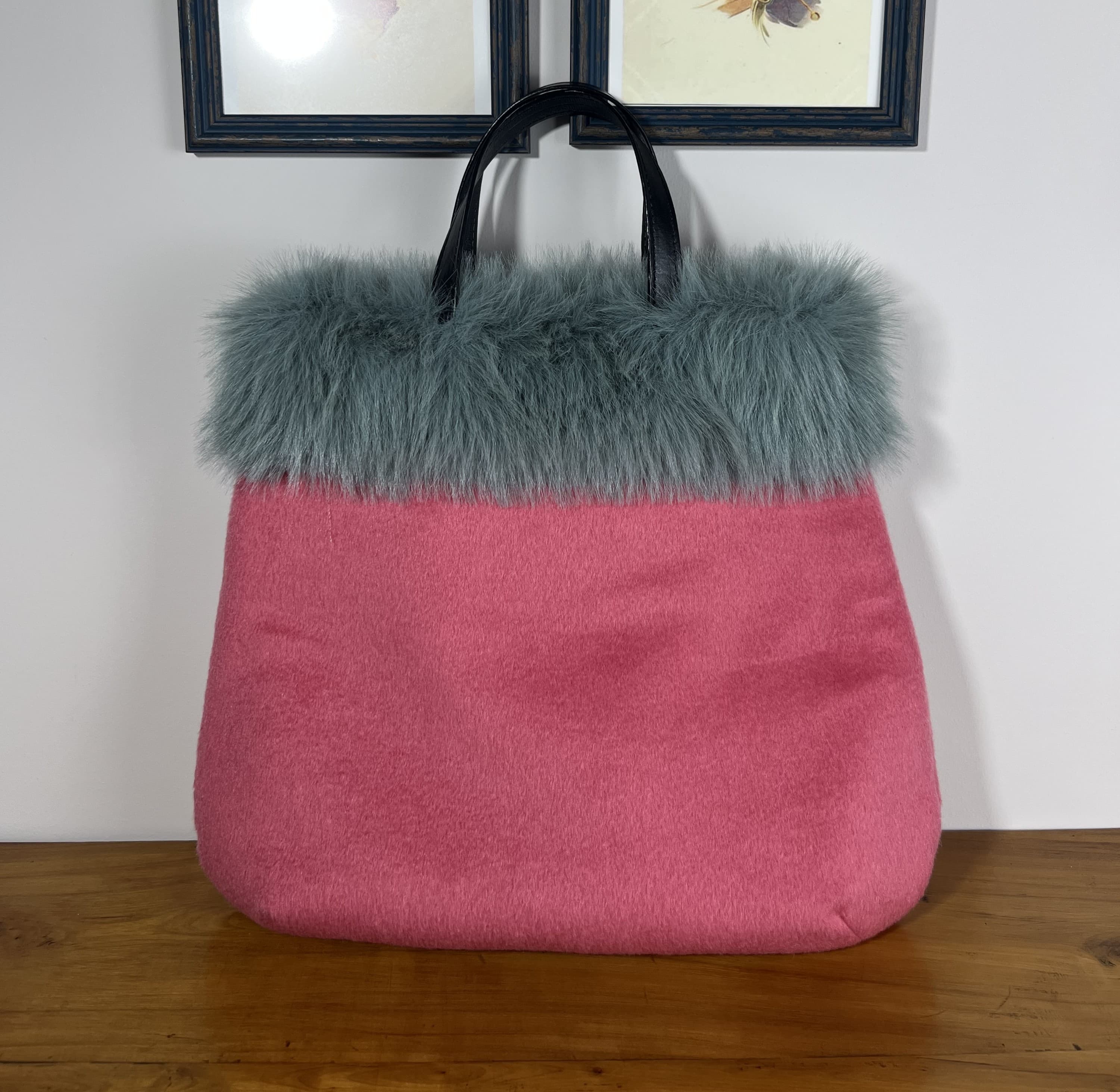 Candy Rose — bolso rosa y verde y negro y azul verdoso y beige artesanal de Lucía Lacunza · vista 5
