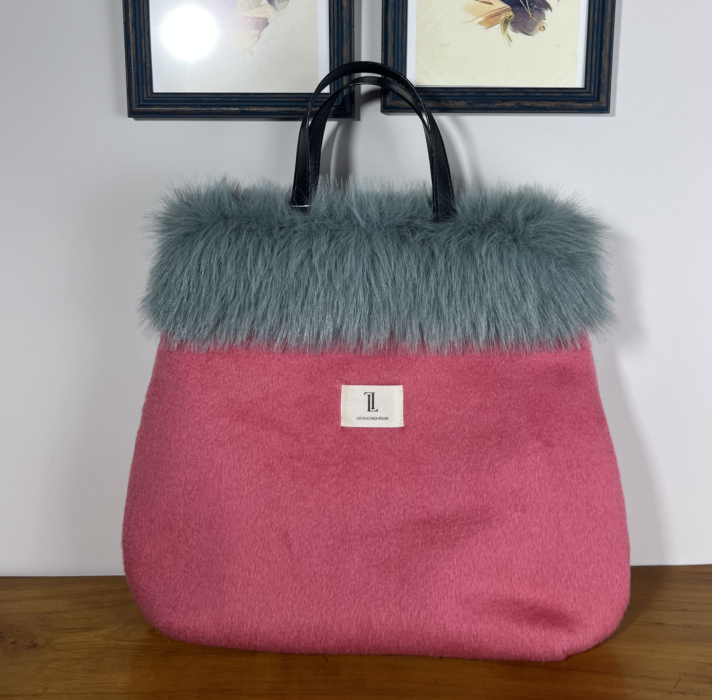 Candy Rose — bolso rosa y verde y negro y azul verdoso y beige artesanal de Lucía Lacunza · vista 6
