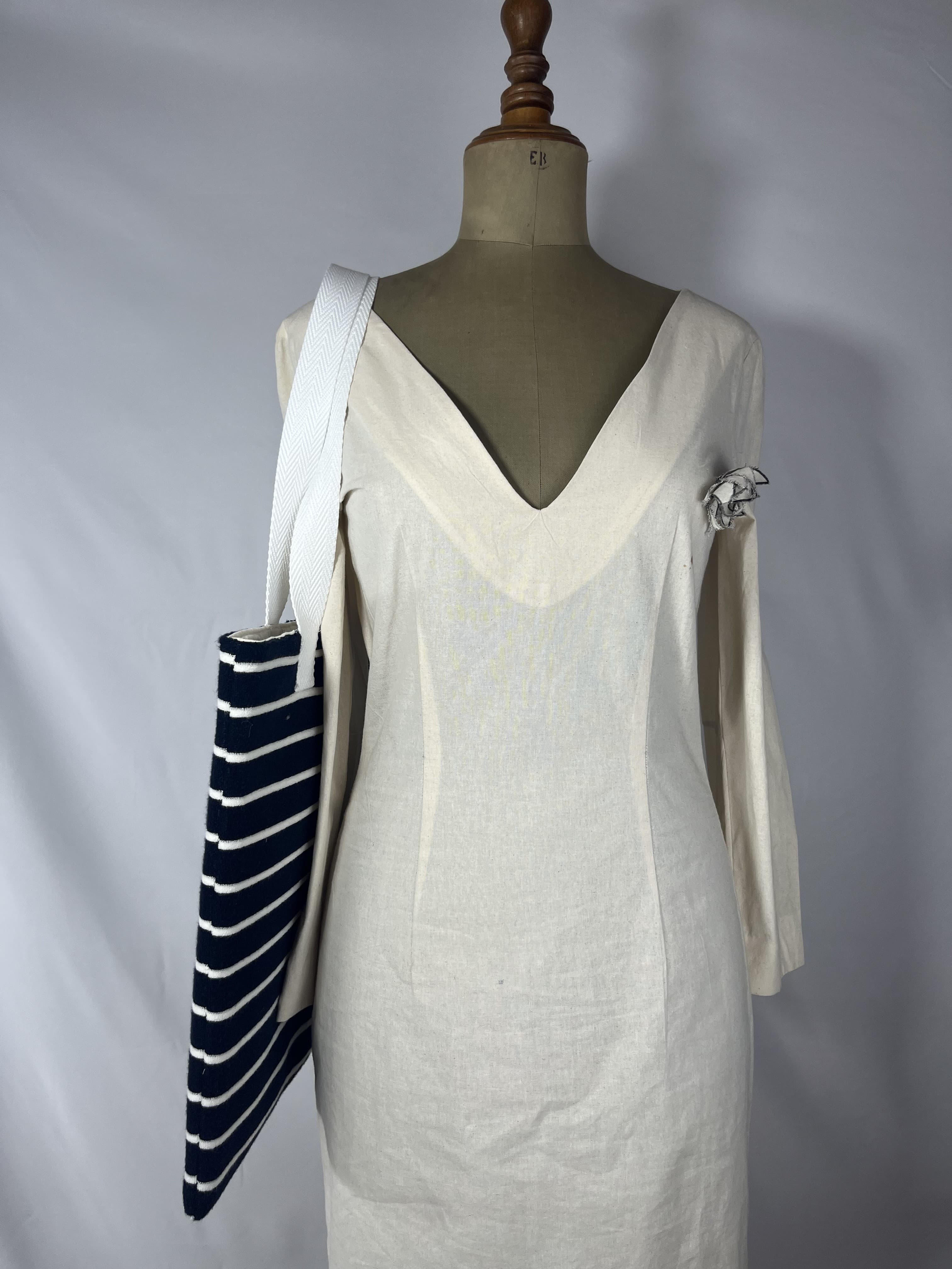 Sailor — bolso azul marino y blanco artesanal de Lucía Lacunza · vista 4