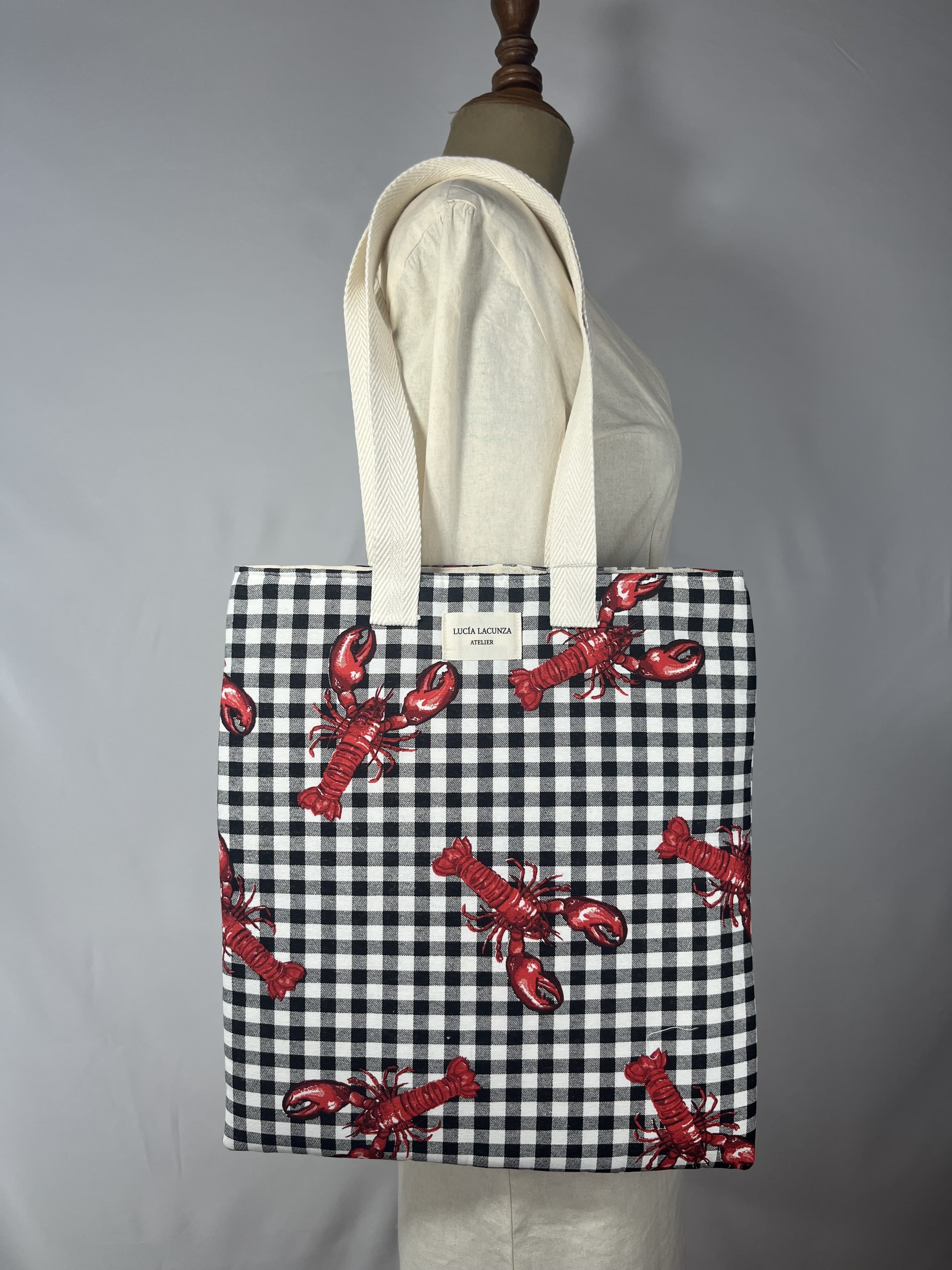 Vichy Marin — bolso negro y blanco y rojo artesanal de Lucía Lacunza