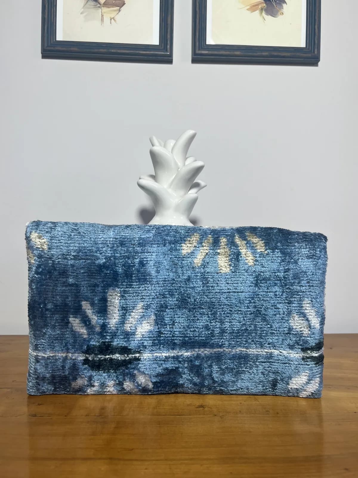Rocío — cartera azul y negro y blanco artesanal de Lucía Lacunza · vista 3