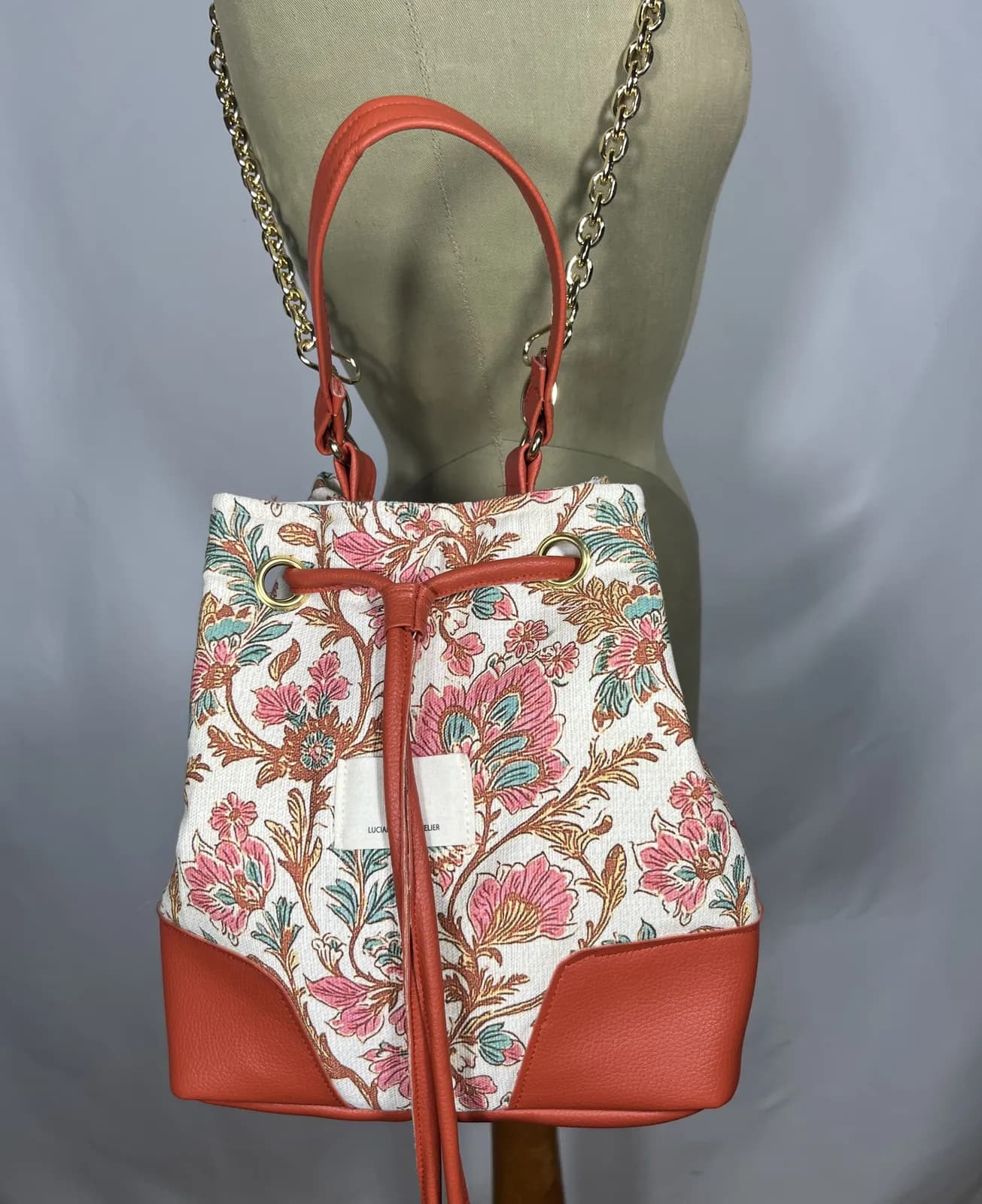Rosal — bolso naranja y marrón y beige artesanal de Lucía Lacunza · vista 2