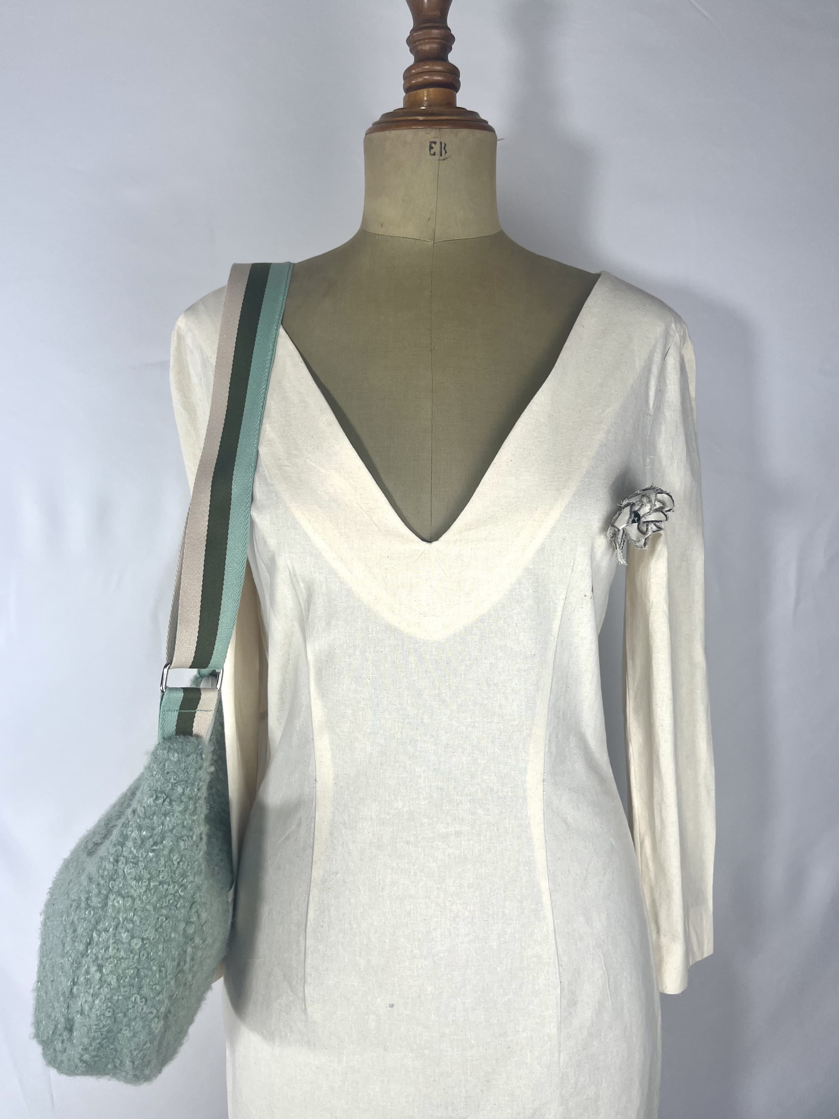 Verdea — bolso verde y blanco artesanal de Lucía Lacunza · vista 4