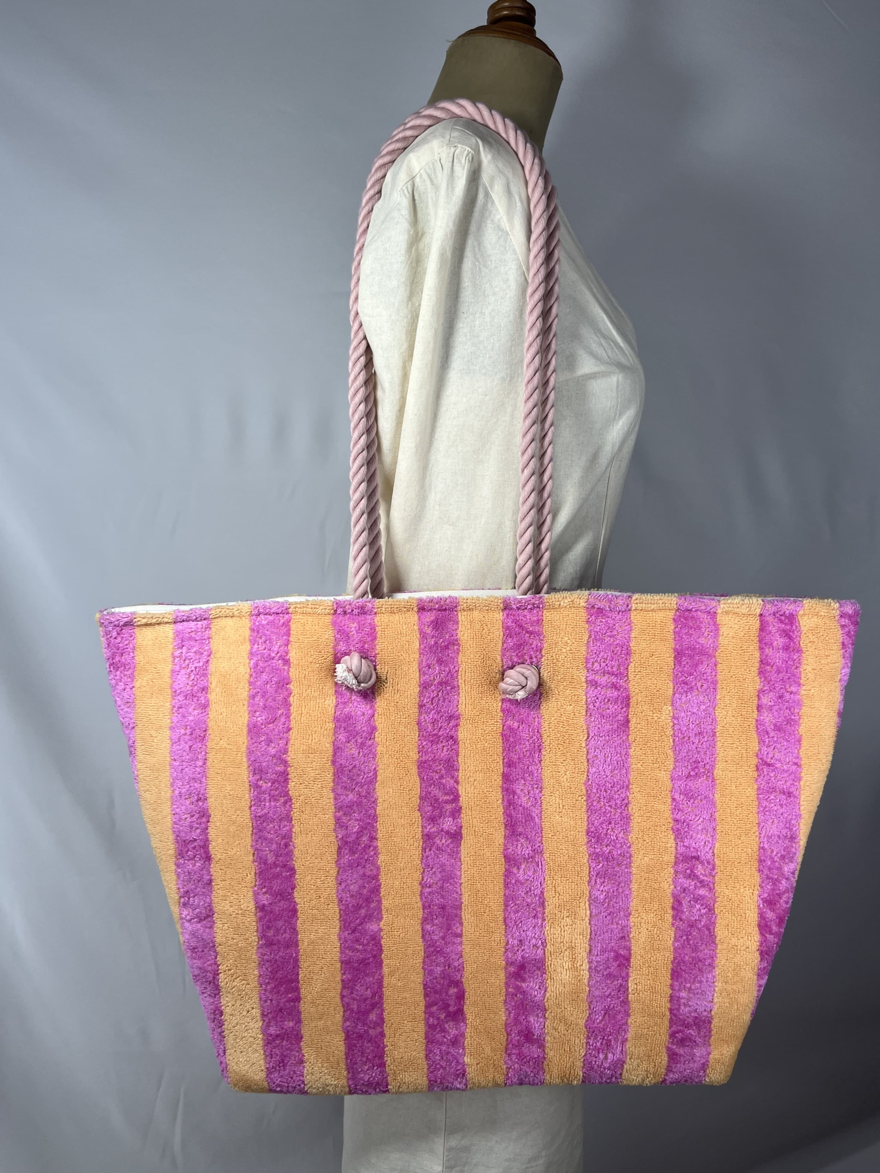 Malibú — bolso rosa y melocotón artesanal de Lucía Lacunza · vista 3